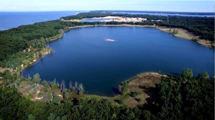 VisitMuskegon's tweet photo. It's the talk of the town! Read more about the Nugent Sand property in this article from @MIBizNetwork https://t.co/R9AMVfGmQu
#VisitMuskegon #MiBiz #muskegon #nortonshores #landconservancy #WestMichigan #kayaklaunch #fishing #LakeMichigan #quietlake #realestate #recreational https://t.co/UVQuuLlLdx