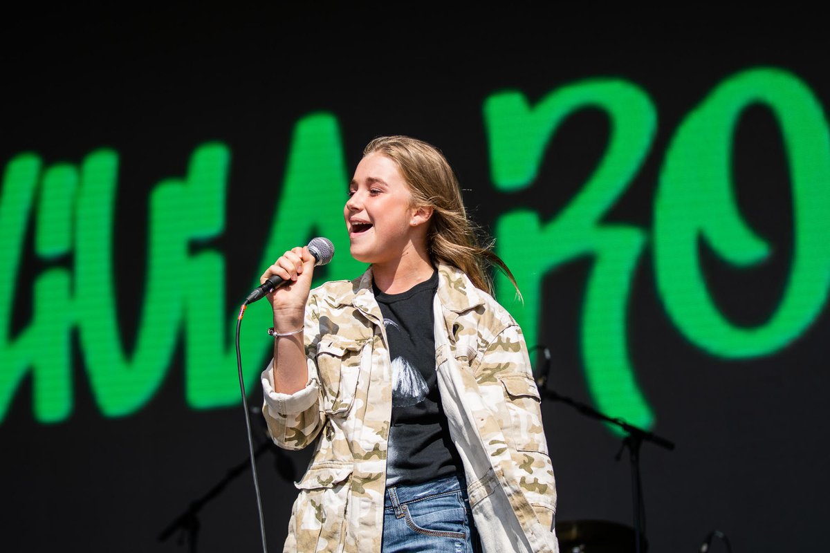 Classic Music&Motors tweet media