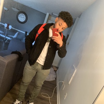 Tre_theMAN's tweet photo. #NewProfilePic https://t.co/AKHeImnrTX