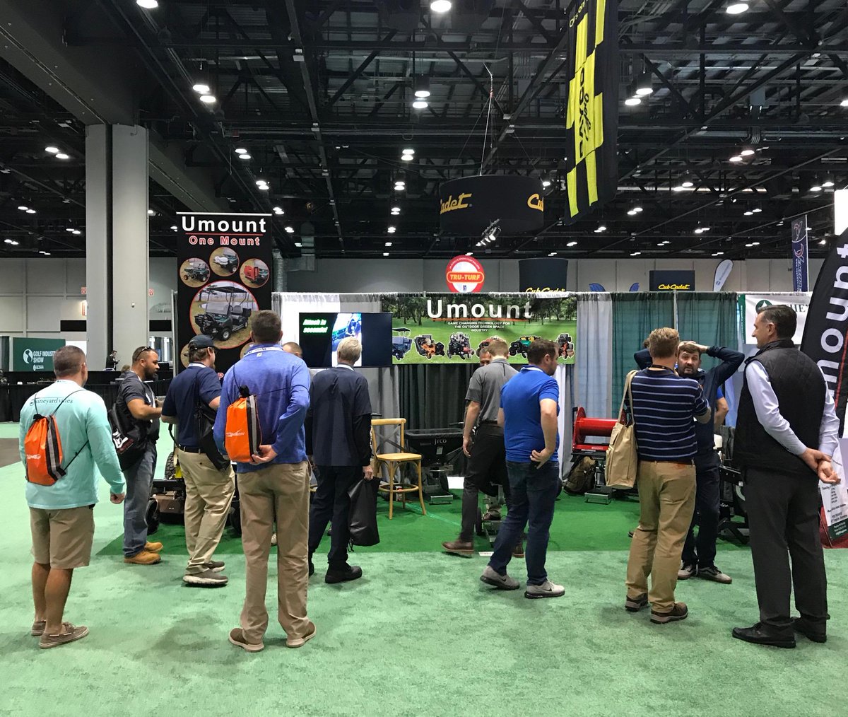 UmountB's tweet photo. Umount had a great turn out at this years GIS show in Orlando.  We look forward to connecting with the dealers, distributors, and superintendents we met.  https://t.co/m0nP0UKCHy 
#turfequipment #blowers #innovation #golf #golfmaintenance #outdoorpower #landscaping #frontmount https://t.co/2fGTypR3Pa