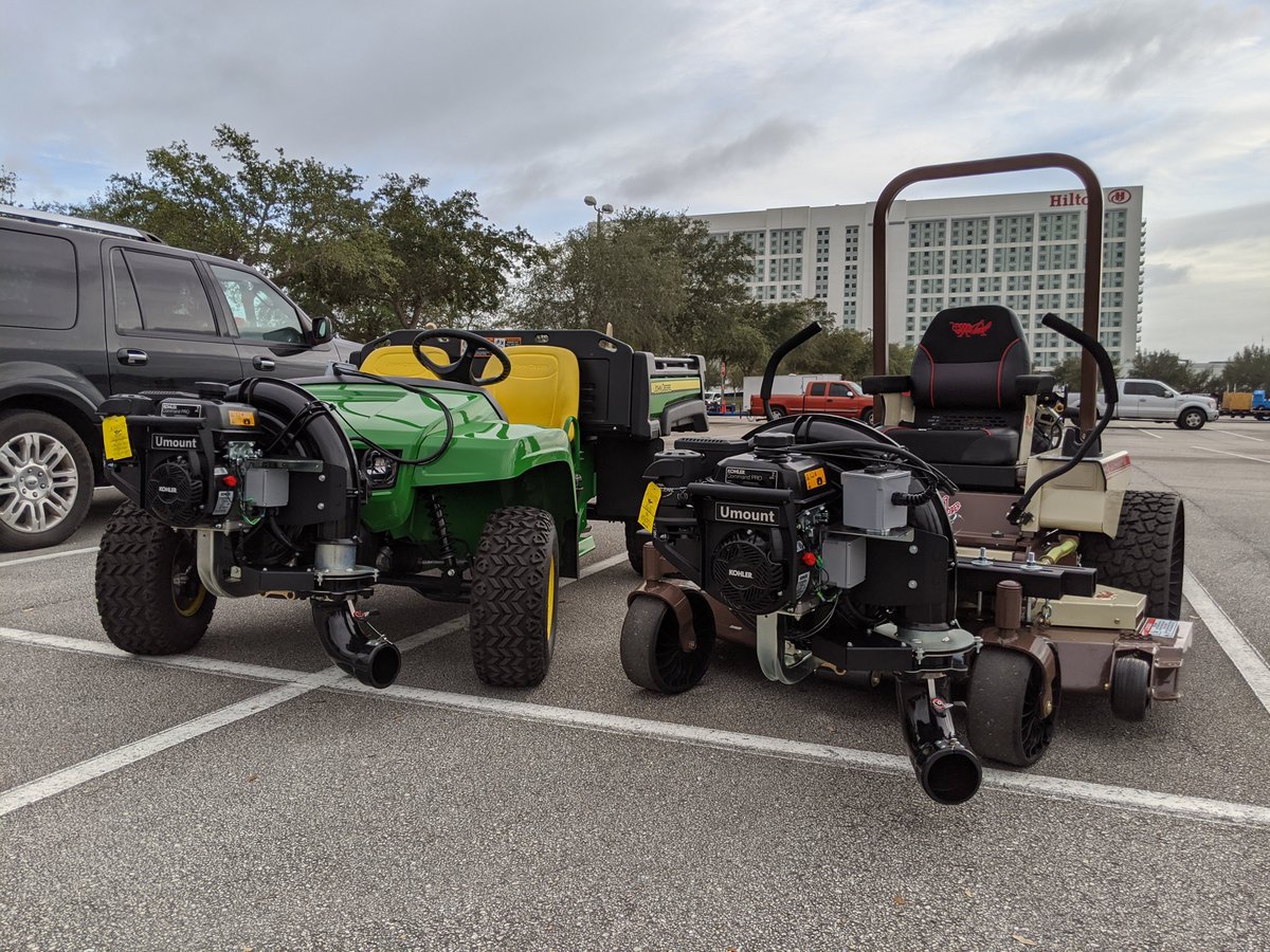 UmountB's tweet photo. Umount had a great turn out at this years GIS show in Orlando.  We look forward to connecting with the dealers, distributors, and superintendents we met.  https://t.co/m0nP0UKCHy 
#turfequipment #blowers #innovation #golf #golfmaintenance #outdoorpower #landscaping #frontmount https://t.co/2fGTypR3Pa