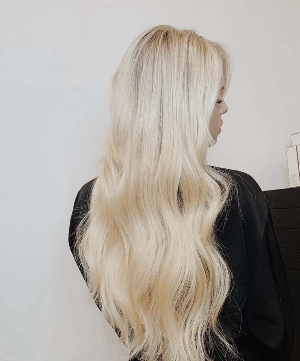 Get the length and volume you've always wanted with #socapextensions perfected by stylist Christine and colored by stylist Amanda. Call us today for a consultation! bit.ly/extensionsandc…