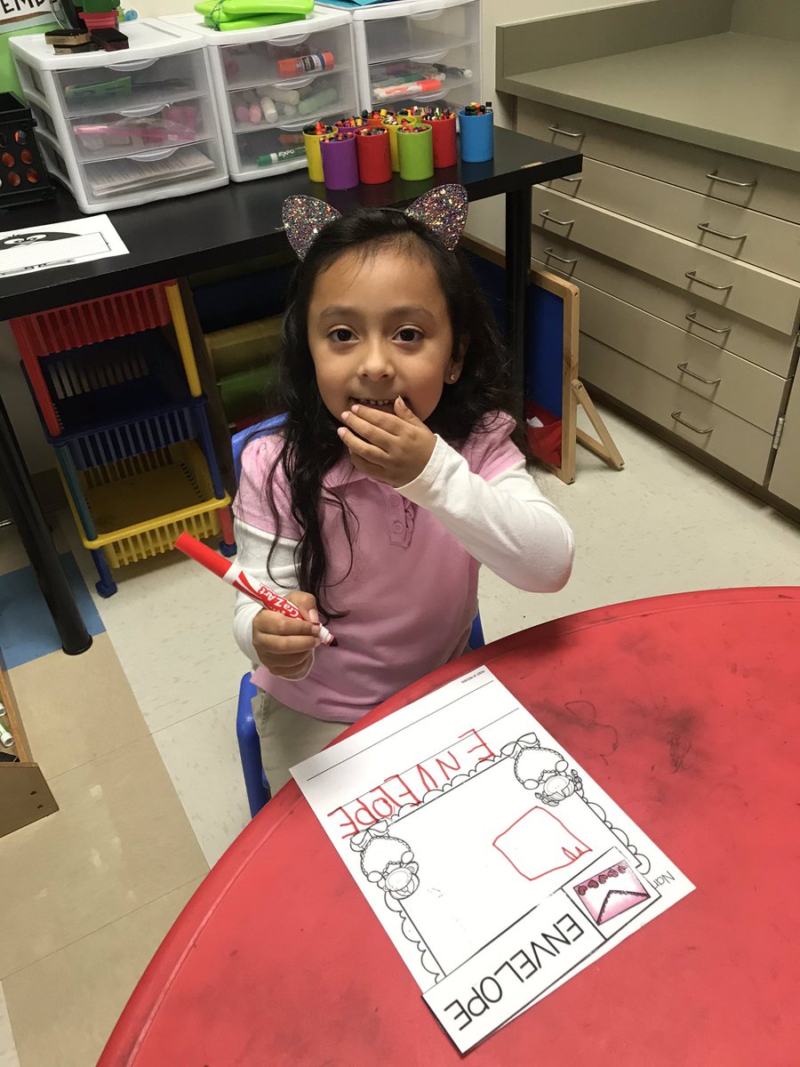ReidKaylea's tweet photo. We are getting ready for Valentine’s Day with these fun and engaging centers in Pre-k!💗 #PMprek #thisiswalker @CISDWalker https://t.co/SnrqiFd5rc