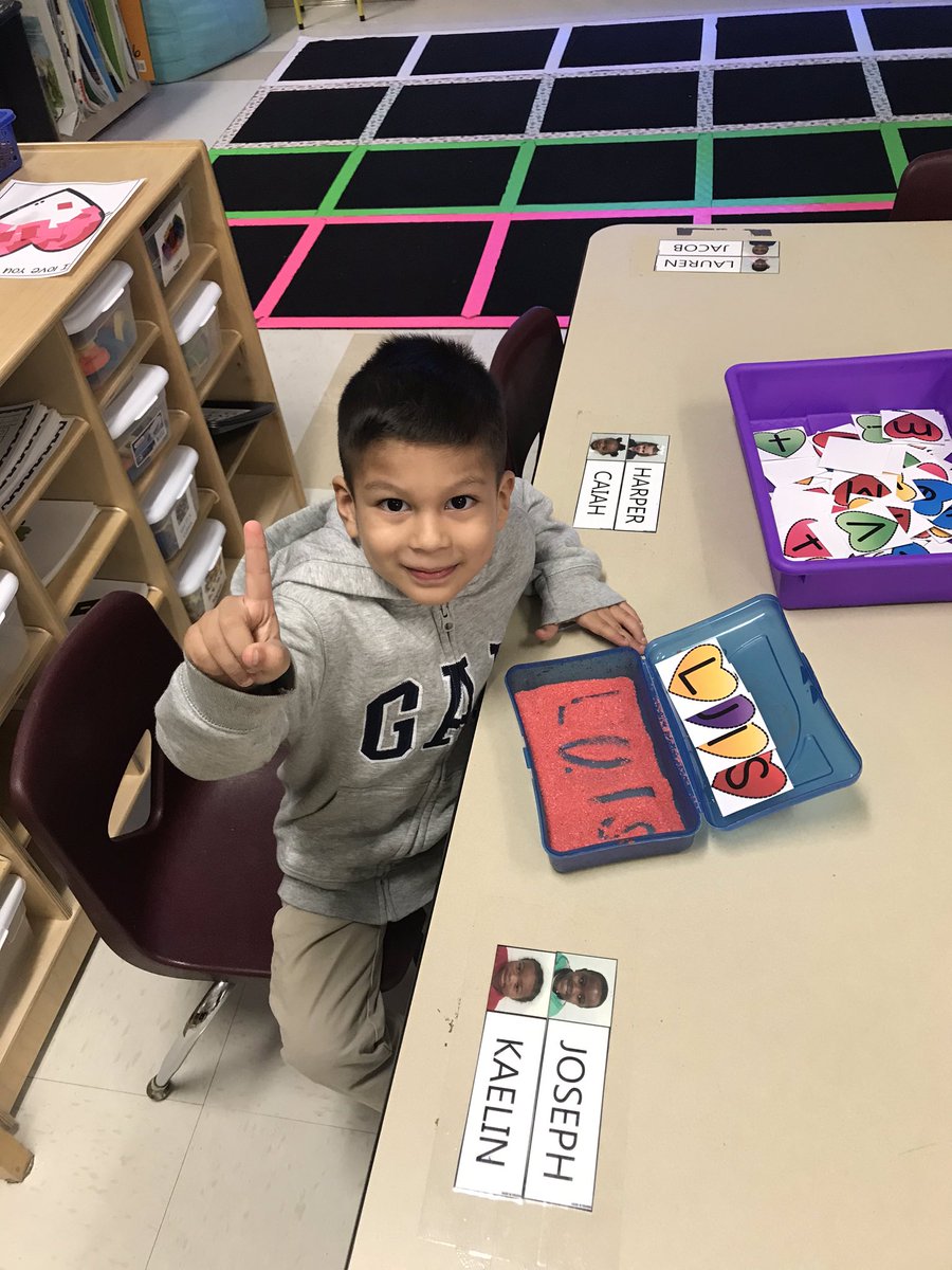 ReidKaylea's tweet photo. We are getting ready for Valentine’s Day with these fun and engaging centers in Pre-k!💗 #PMprek #thisiswalker @CISDWalker https://t.co/SnrqiFd5rc