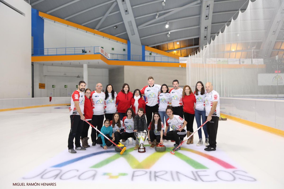 ch pirineo curling tweet media