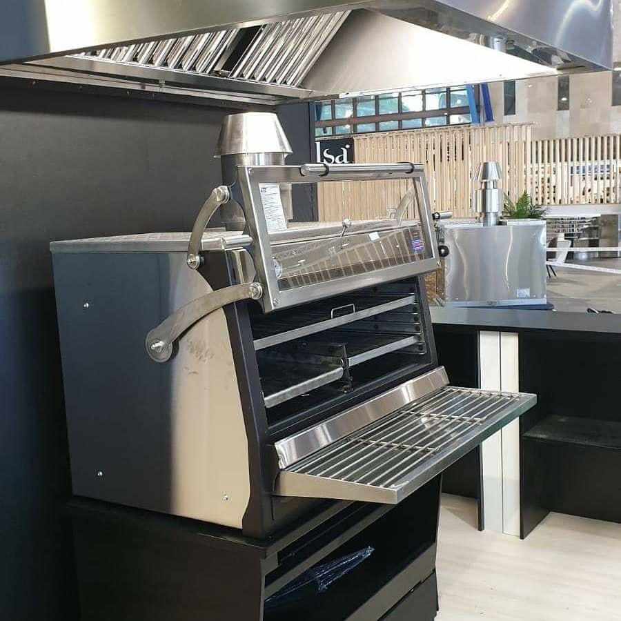 Los #HornosBrasa #Pira linea ED con puerta elevable crean efecto atracción.
Las mejores carnes #Excellence_category by GRUPO NORTEÑOS se cocinan siempre en los mejores #hornoscarbon.
Mañana último dia en #HyT20 #HyT2020
The #piraovens #EdSeries effect atraction
#charcoalovens