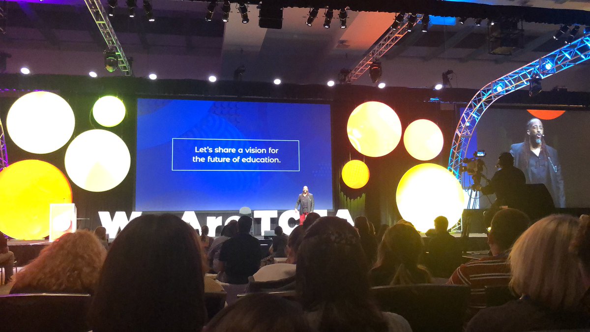 NISDGoogleGuru's tweet photo. “Life is a potluck; don’t come empty handed -  SHARE!” What an inspiring mindset to live by!@sekouandrews #TCEA2020 https://t.co/1gbmDttkUk