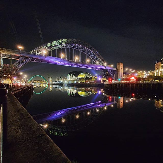 running_breeze's tweet photo. Well done to everyone running tonight in the #tynebridgeharriers anniversary 5km race! Perfect still conditions and a beautiful place to stand for my marshalling duties! #quaysidereflections

Loving the night mode on my #samsunggalaxys10

#runtbh #newcas… https://t.co/7jE3sNo4dE https://t.co/KOkjN3ibLN