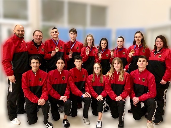 🥇🥇🥈🥉🥉🥉 super Gesamtergebnis unseres Teams bei den #turkishopen in #istanbul ! Bei den Jugendlichen gewinnen Viviana Valentino und Leon Kaplan GOLD, Roja Rezaie erkämpft SILBER und Lena Unrau und Joshua Noel Jürgens belohnen ihre gute Leistung mit… ift.tt/2UpwaIZ