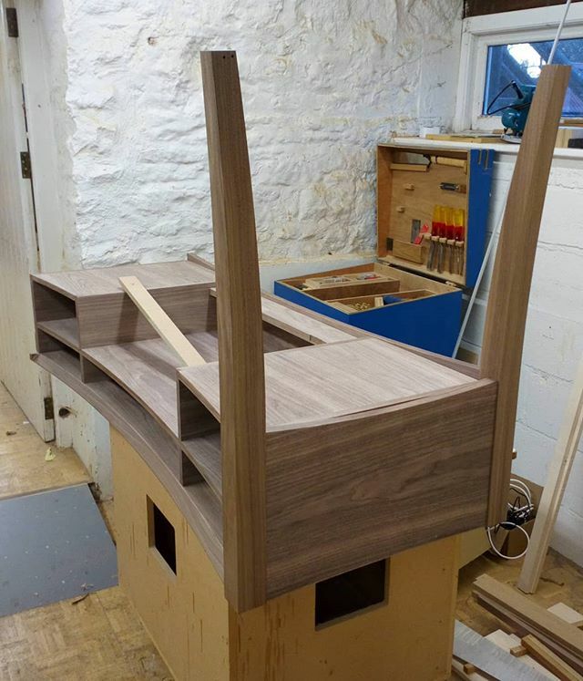 #RT WaywoodBespoke: Dressing table moving on nicely, will be shaping the back of the legs tomorrow before a big glue up.
#bespoke #craft #furniture #furnituremaking #furnituremakers #interiordesign #designers #furnituredesign #makers #furnituremakers #fu…