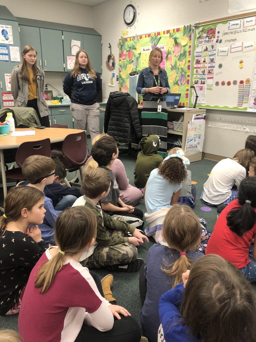 JonannLamaster's tweet photo. Loved hearing @KellyAntcliff22 share with our 2nd graders about “ZCS Do Day”!  We have already started brainstorming how our class wants to help!  @ZCSBoone_Meadow https://t.co/NvOGNTqZZM