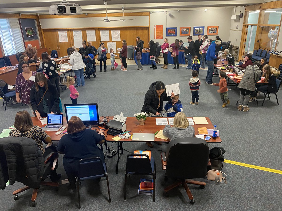 BrettRWoodcock's tweet photo. Registering the Liverpool Class of 2033 today! #teamMRE https://t.co/Rq5omVwZuR