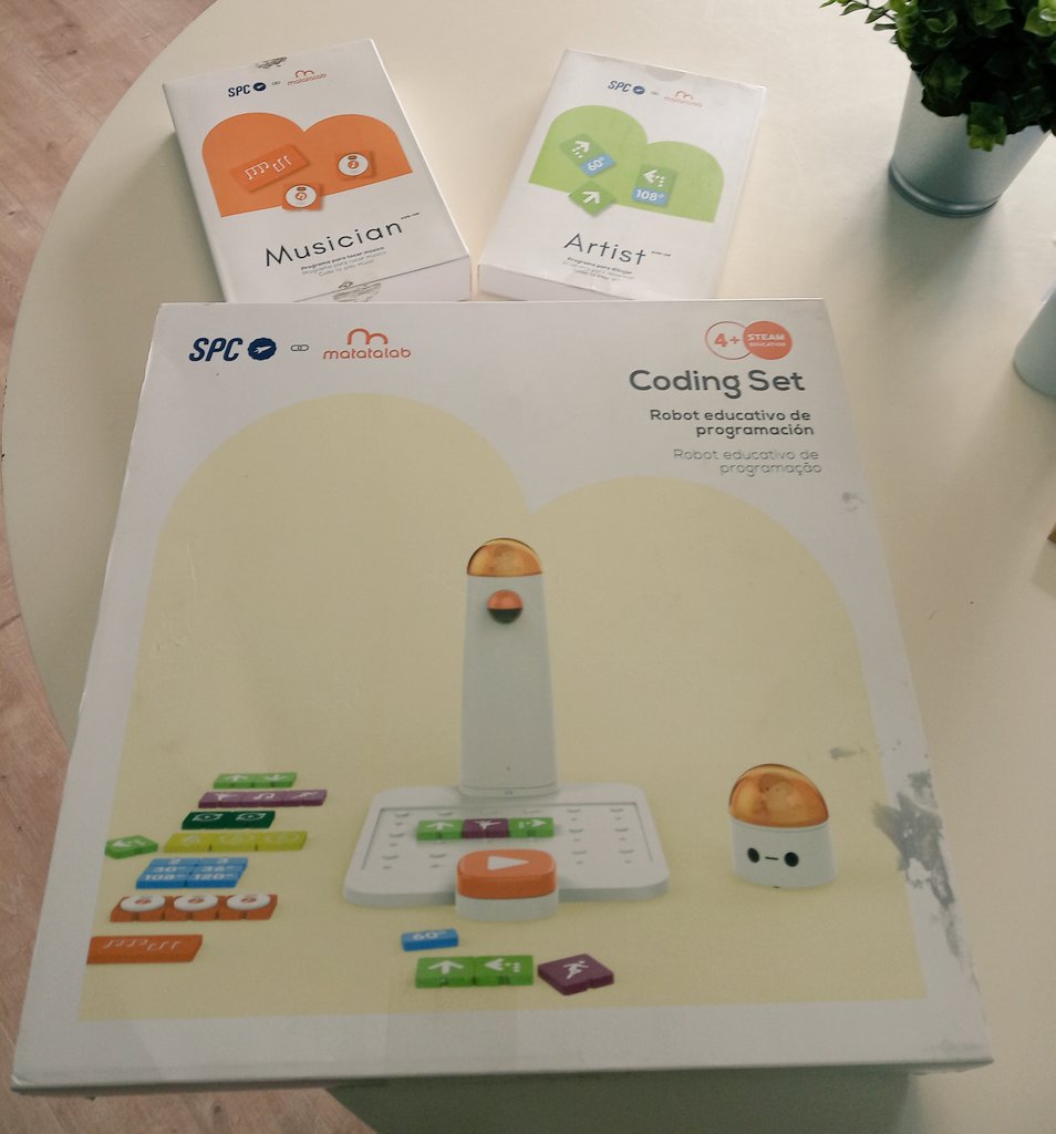 nsabate4's tweet image. #robóticaporlaigualdad
Ja tenim el kit #Matatalab a l'escola. Els de 5è no han pogut esperar i ja l'han provat.
Gràcies @SPC_robotics #mentorizaciónrobots
#CompartimRecursos #robóticaporlaigualdad
@xsune @manelsales @rmeix_p @MLuisaForjan @juliopachecoa #EscolaPúblicaReus #educar