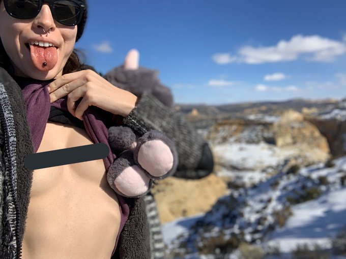 Utah was gorgeous but I&rsquo;m excited to get back to the hustle! 3 new videos going up on my OnlyFans this<a href="/tag/realloyalfans"class="tags"><span>#realloyalfans</span></a>