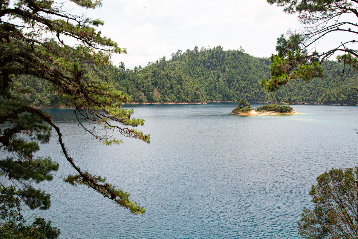 Montebello Lakes in Chiapas, Mexico


#Photography #EventPhotography #WeddingPhotography
#LandscapePhotography #PicOfTheDay  #streetphoto #urbanphoto #NaturePhotography #StreetPhotography
#nikonphotography