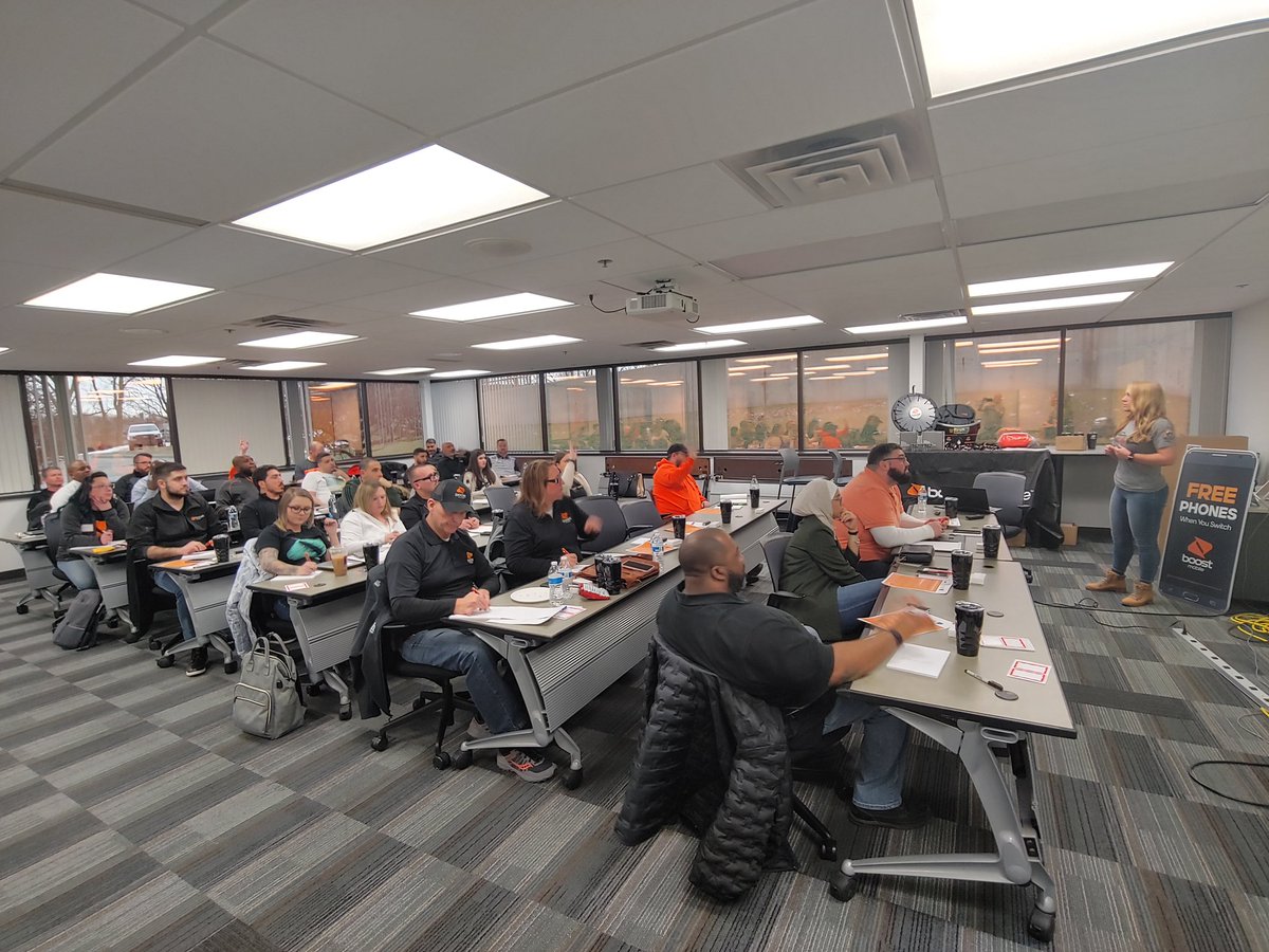 Tony Wagner (@tonywagner29) on Twitter photo The manage your marketing in minutes regional tour continues in Lansing, MI. Another standing room only crowd #4 of 6. <a href="/JMillard1117/">Jennifer Millard</a> <a href="/7thFlais/">Martin Flais</a> <a href="/NataleeCarter12/">Natalee</a> @JayMiglionico @Hanaee1 <a href="/ryanway23/">Ryan Way</a> The manage your marketing in minutes regional tour continues in Lansing, MI. Another standing room only crowd #4 of 6. <a href="/JMillard1117/">Jennifer Millard</a> <a href="/7thFlais/">Martin Flais</a> <a href="/NataleeCarter12/">Natalee</a> @JayMiglionico @Hanaee1 <a href="/ryanway23/">Ryan Way</a>