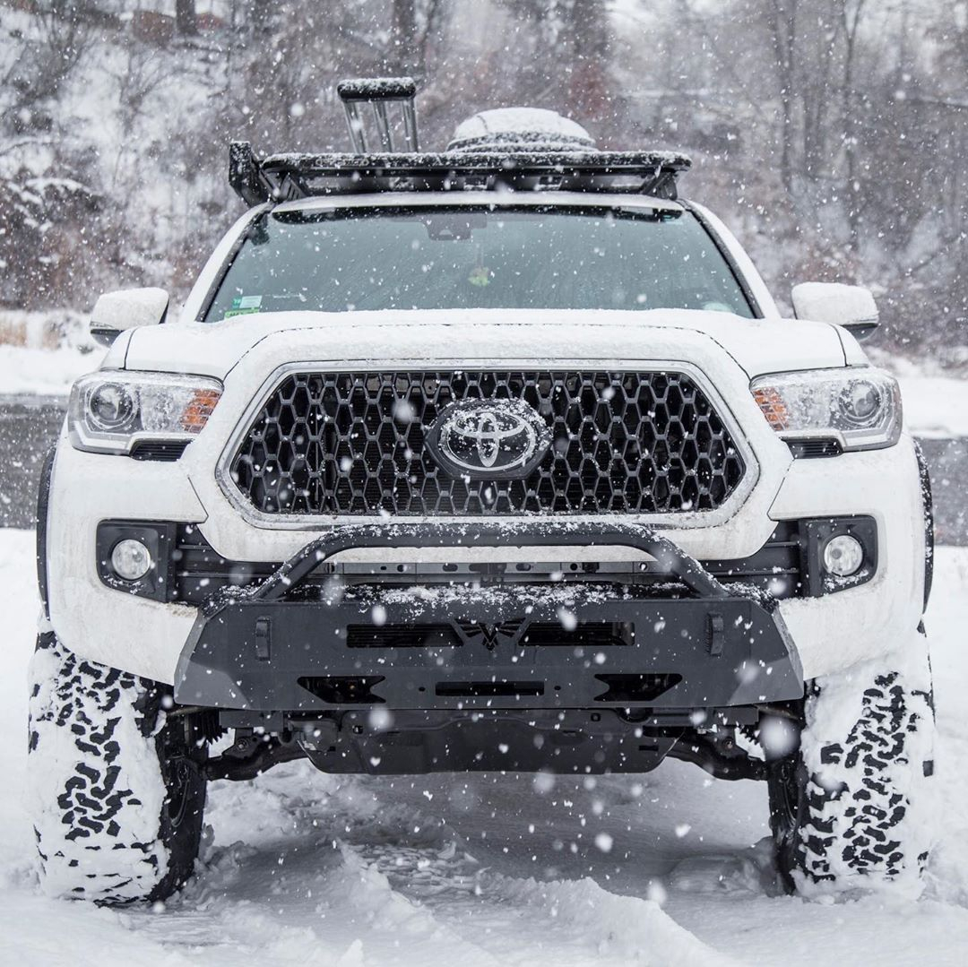 Current mood in Denver… ❄️❄️

Some great shots from Fish Taco 4x4 for #tacotuesday! 👍

• ToyTec BOSS 2.0 lift kit
• @SPCAlignment UCAs
• @IVDSuspension Rebound wheels
• @BFGoodrichTires KO2s
• @RhinoRack Pioneer platform & Sunseeker awning
• Firestone RideRite airbags