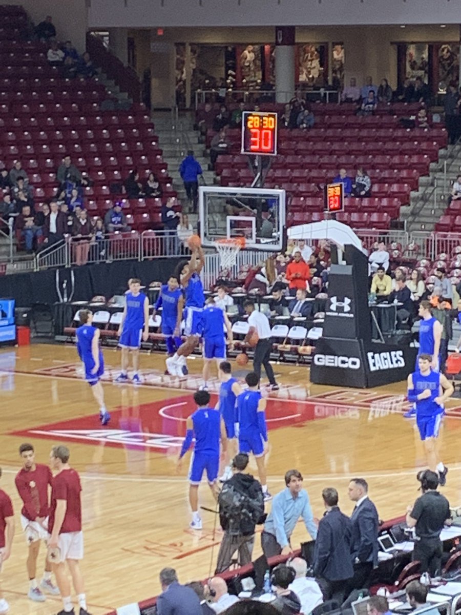 thenewkid24's tweet photo. #DUKEvsBC https://t.co/ZRx2Qg0NaV