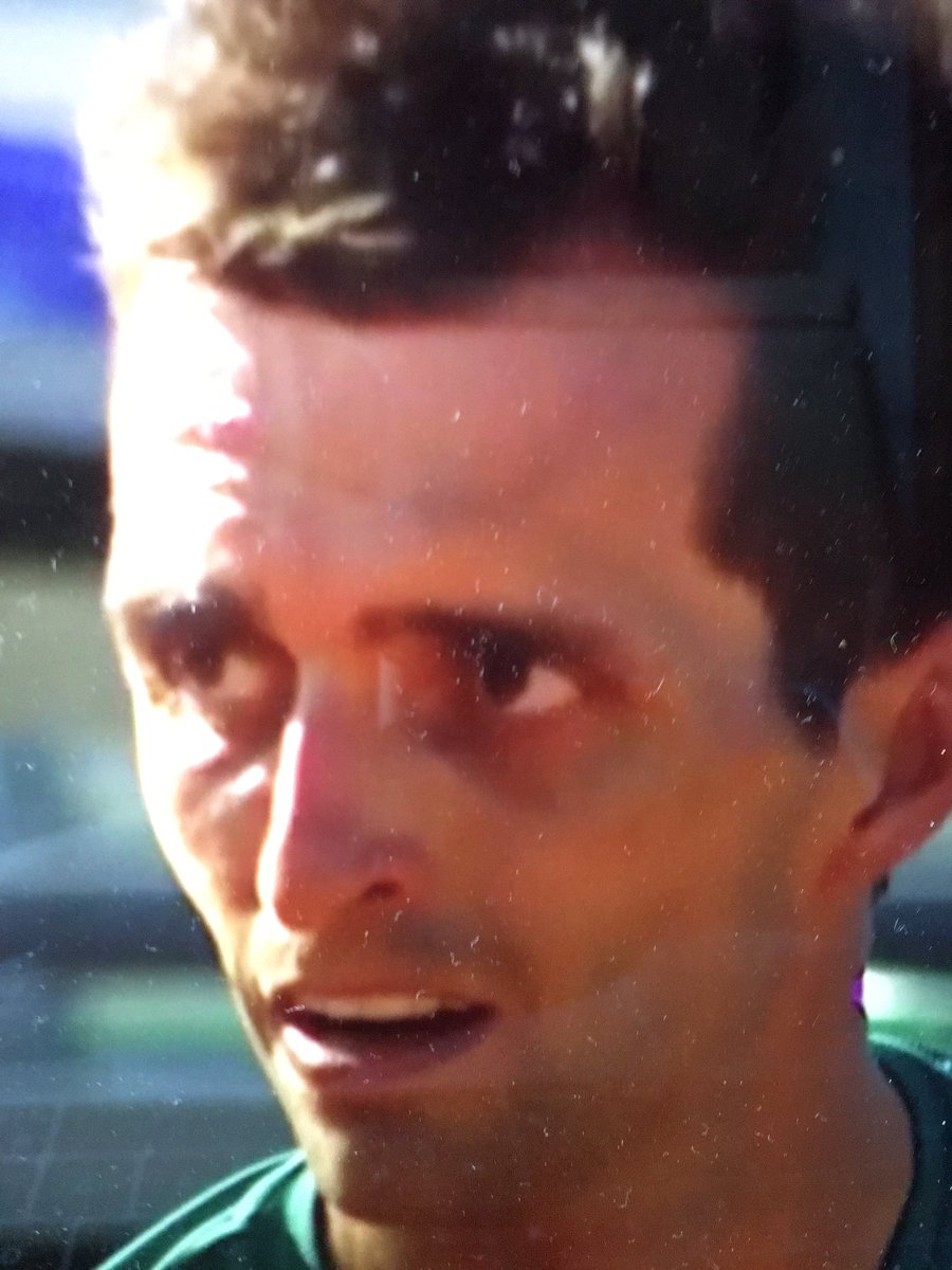 IsThrones's tweet image. Christ Ramos Vinolas looks like he was partying with hunter s Thompson last night. Dude looks like beetelguice ffs. Takes a weird one vs bagnis to open his account in Córdoba: