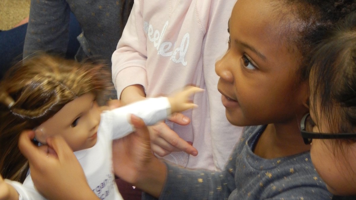 clarkeschools's tweet photo. After learning @American_Girl released a doll with a hearing aid, Morgan, a Clarke alumna, thought it may be helpful for current Clarke students to have a toy with hearing technology. Yesterday, Morgan generously donated #AmericanGirl dolls to students. https://t.co/YmwfOmOXX6 https://t.co/xfFa6fZR5I