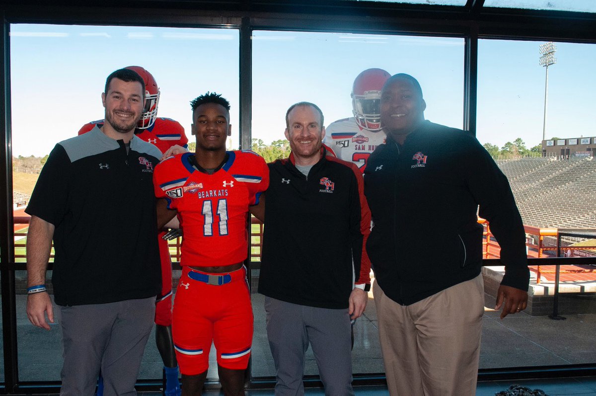 c_crawfordiii's tweet photo. Blessed to say that I will be continuing my Academic and Athletic career at Sam Houston State University @znpatterson @CoachRogers57 @BearkatsFB #EatEmUpKats https://t.co/QTbLffgpqz