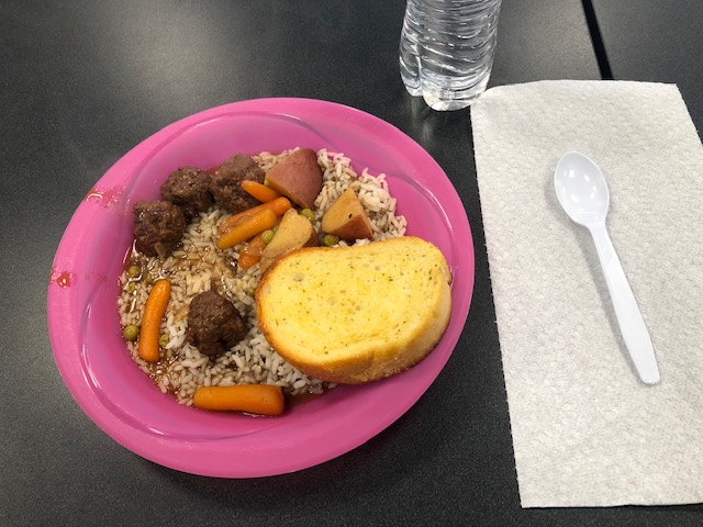 lighthouse_nola's tweet photo. Our New Vision students are master chefs! We offer hands-on assistance to help develop the basic techniques necessary to function independently with #VisionLoss. Our New Vision class includes meal preparation, money management &amp; more! Call 504-899-4501 ext. 245 to learn more. https://t.co/MioijOeLTe