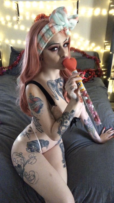 Valentine&rsquo;s Day Raffle (Prizes: candy dispenser, Valentine&rsquo;s Day premade video, 2 custom videos, 1 mystery