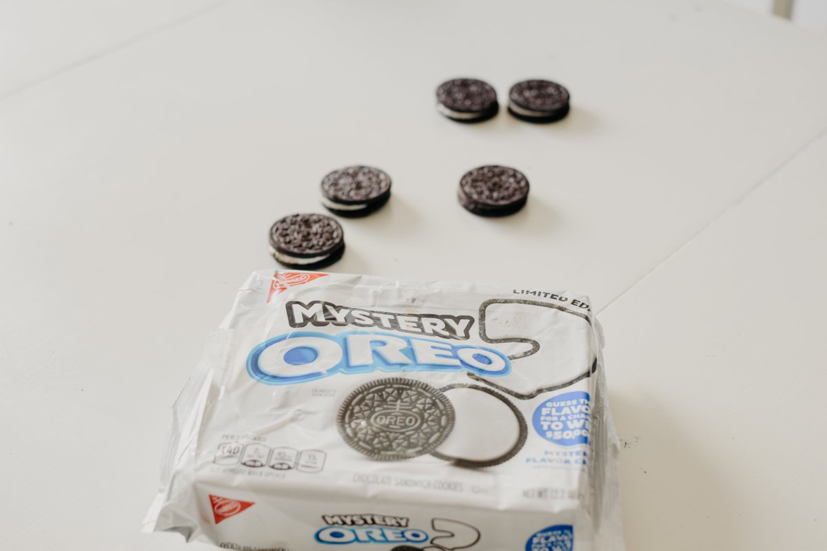 JamieEricksen's tweet photo. January is finally over! It lasted a few years, no? The only thing that got me through was Mystery OREOs! With the Ibotta App you can now snag 2 for 1 at your Walmart! https://t.co/sPdng4Xzwk #ad #mysteryoreo @Oreo https://t.co/5cYrDxQtOe