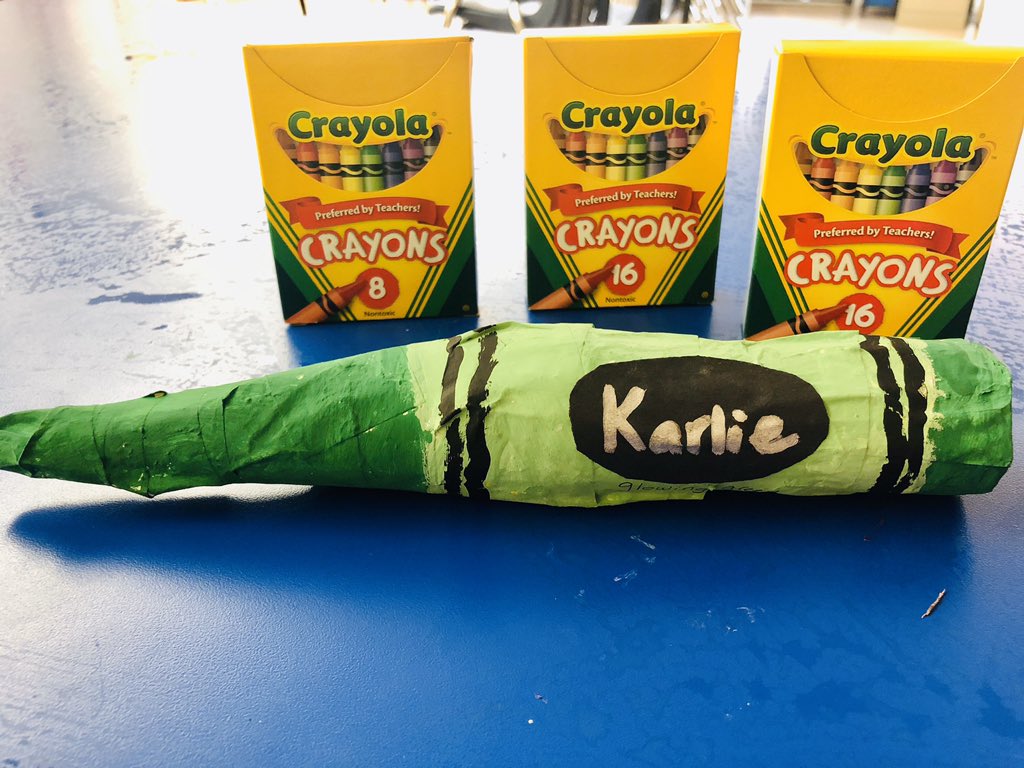 jim_les4's tweet photo. Crayon sculptures were a huge success!!! Awesome job to my artistic 3rd graders! We learned how to create an armature, use paper mache, and painted on the details. Students even named their own colors. #LoveMyLisd #Lockhartisd #BlueBonnetLions #BbeMasterBuilders https://t.co/ocbQjjZktB