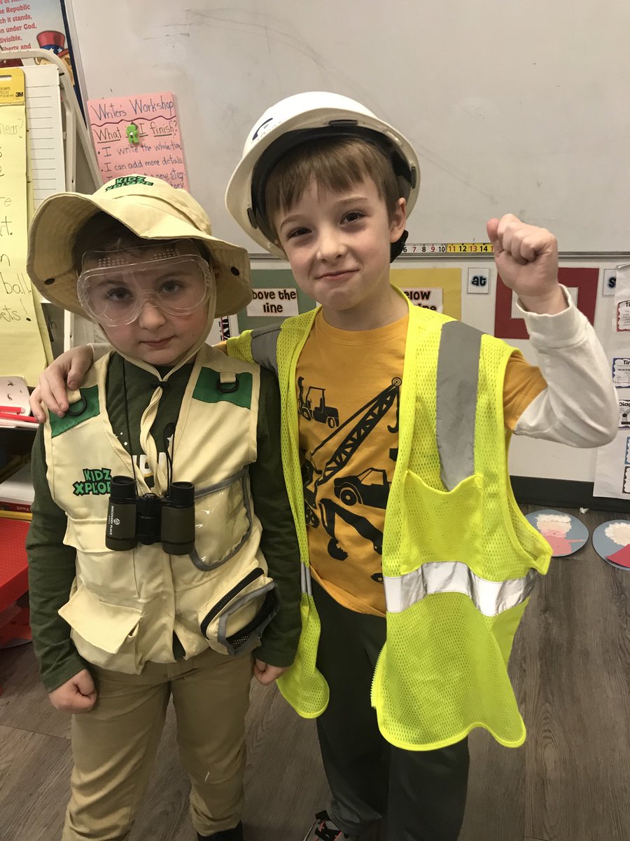 huffstet1's tweet photo. Career Day! ⁦@PLPLowerSchool⁩ https://t.co/zCoYhKw8ml