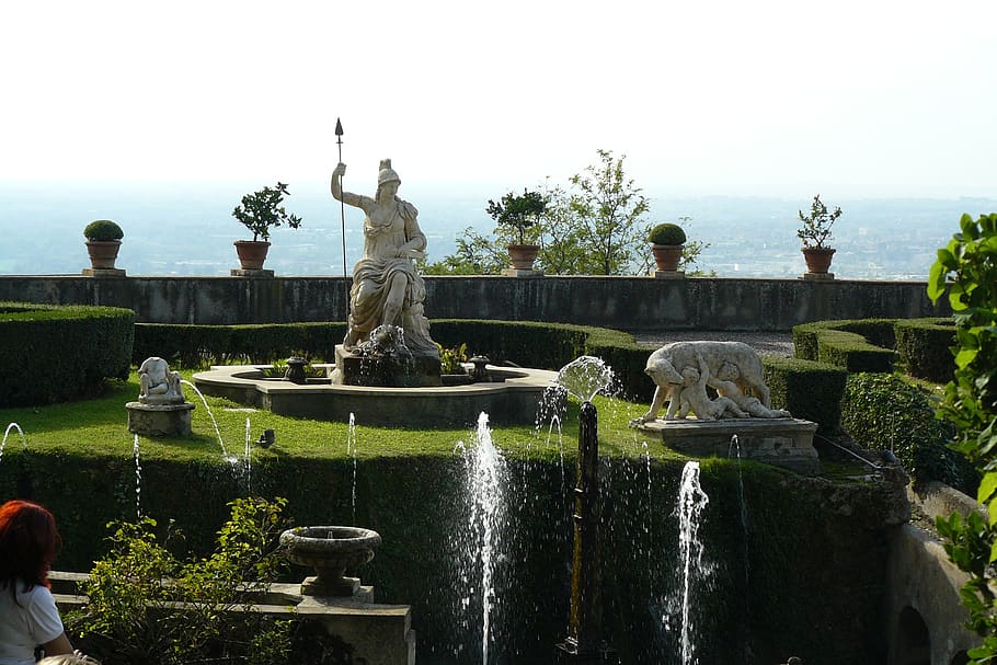 La #VilladEste à Tivoli avec son palais et son jardin est un des témoignages les plus remarquables et complets de la culture de la Renaissance exemple incomparable de jardin italien du XVIe siècle #SvWorld svworld.info/italia/lazio/v…