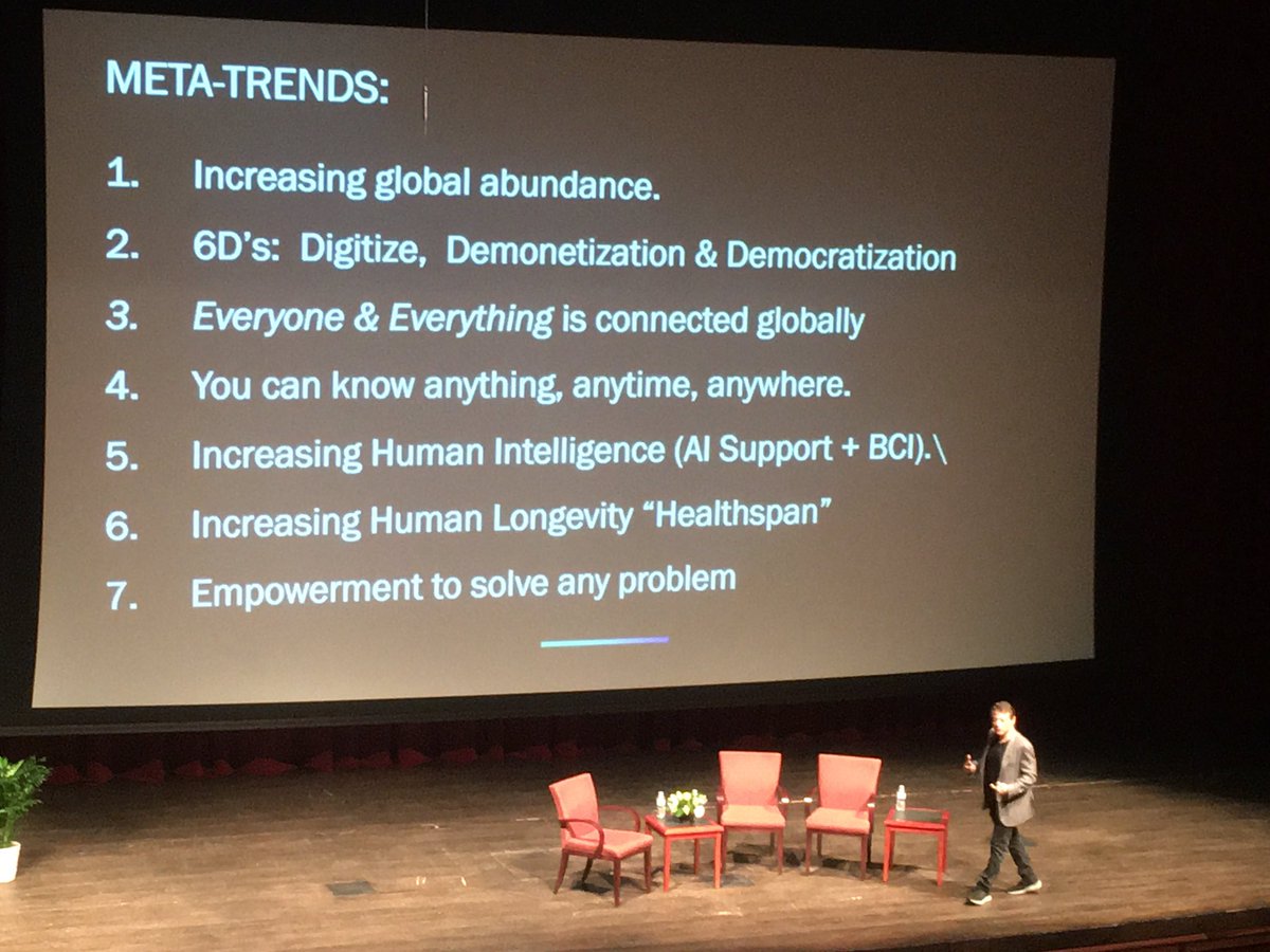 JenWomble's tweet photo. Optimistically listening to @PeterDiamandis explain the meta-trends of our extraordinary time for the future at #PwrFwd 

Knowing this helps humans re-invent how we do everything! 
$1B ideas partnering with entrepreneurs &amp; investors 
#brilliant #TransportOurselves https://t.co/cHDtpUryLi