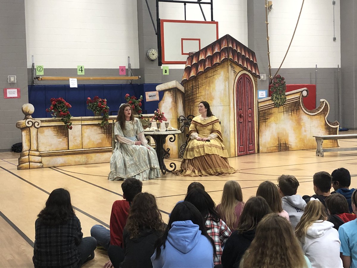DonaldMusicRoom's tweet photo. Grades 3-5 enjoyed an AMAZING performance of Doctor Miracle by @TheDallasOpera today! Thank you for visiting us! Bravi! #elementarymusic @Donald_ES @LISDElemMusic @FineArtsLISD @LewisvilleISD https://t.co/AlnkFOT877