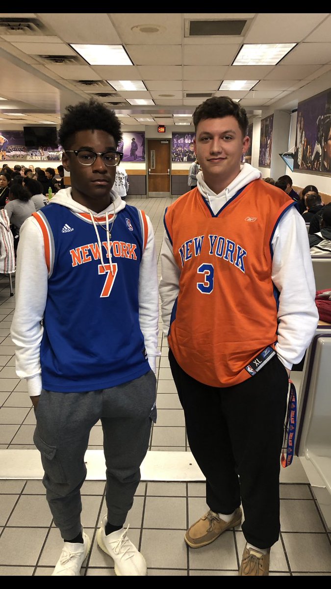 MrCathey21's tweet photo. Twinning today at The H ππΎ
#ForTheH #HomeComingFlow #LaFamilia https://t.co/eQz84LDwmL