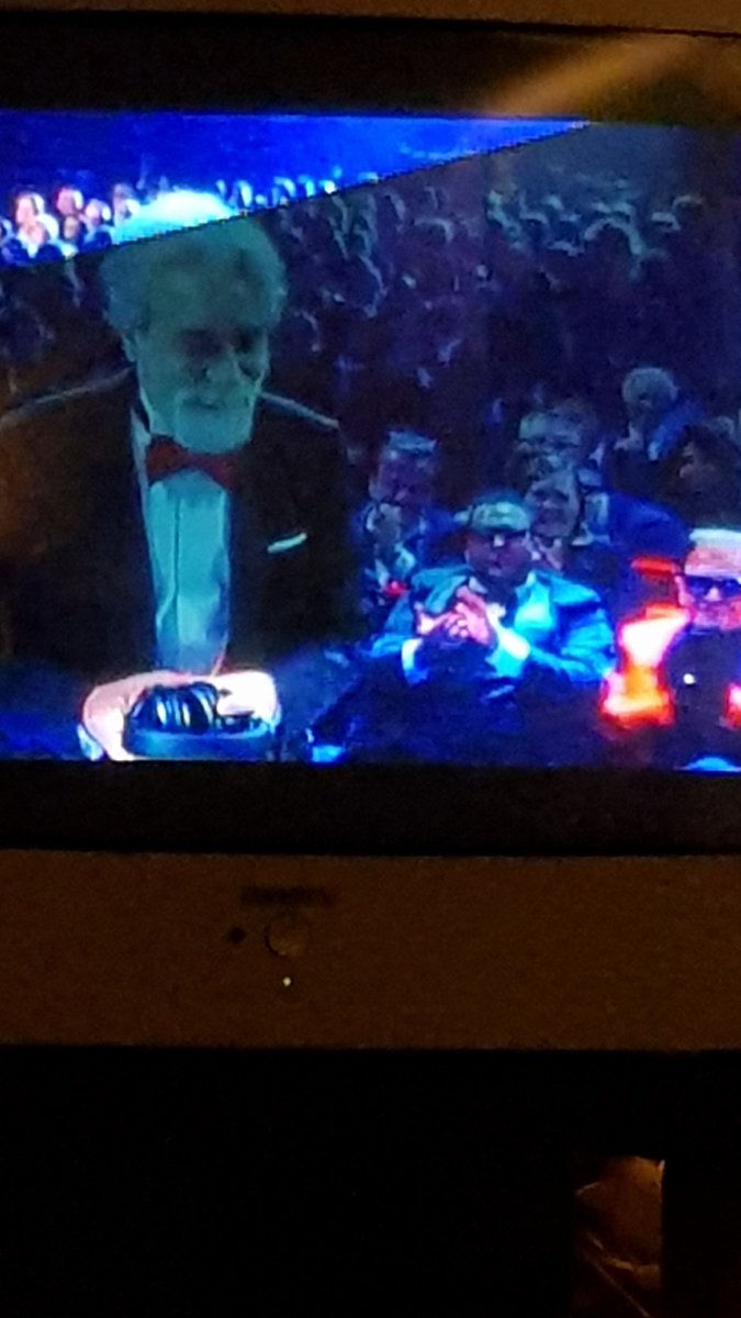 MarioAntonaci's tweet photo. È tornato! #BeppeVessicchio #Sanremo2020 https://t.co/rnjGKnwHc3
