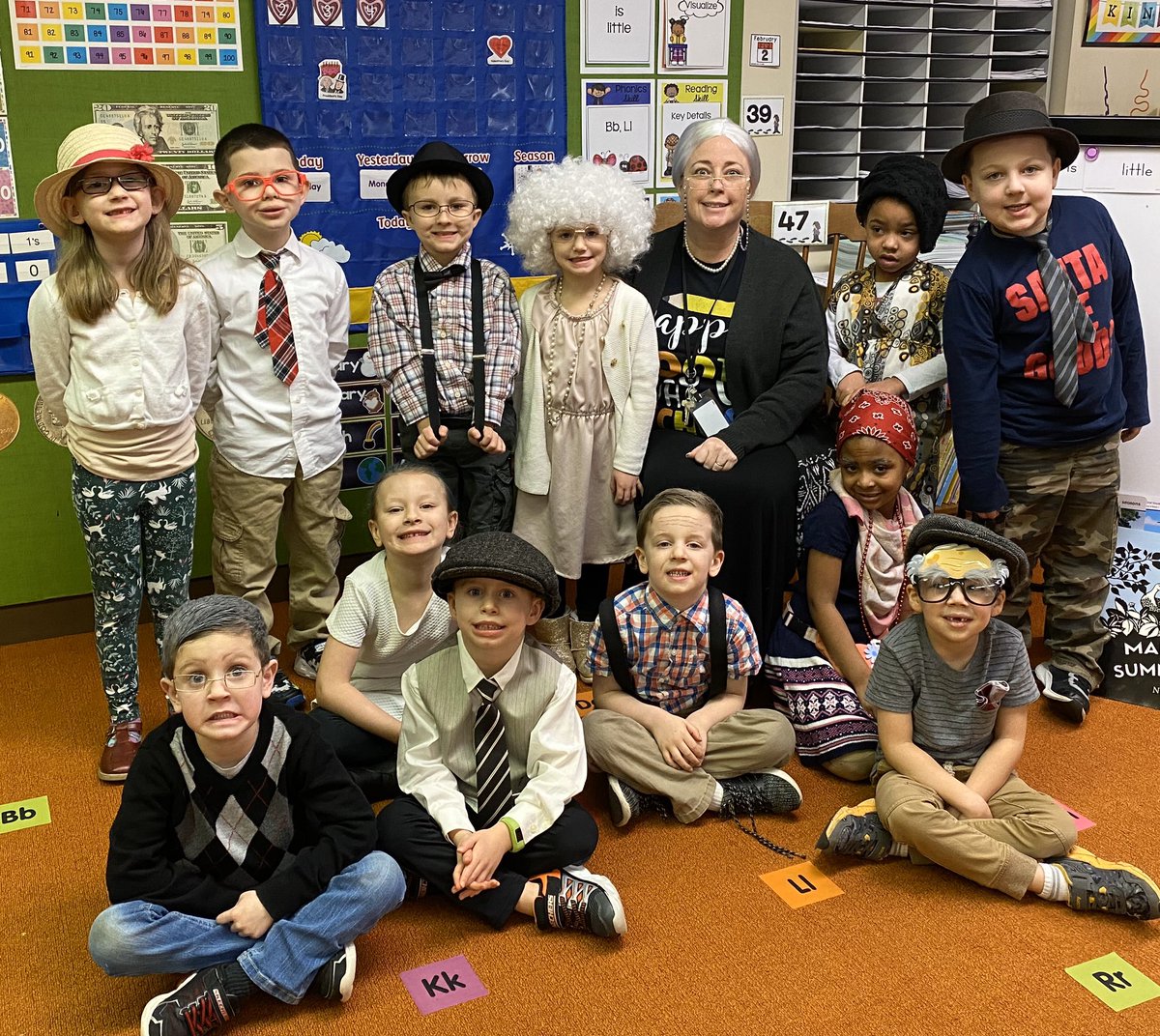 MrsOlsenNASD's tweet photo. We’re 100 days smarter in Kindergarten ...and looking quite a bit older, too! 🤣 #100thDayOfSchool @nasdborok @nasdborough https://t.co/zXkBhlmaue