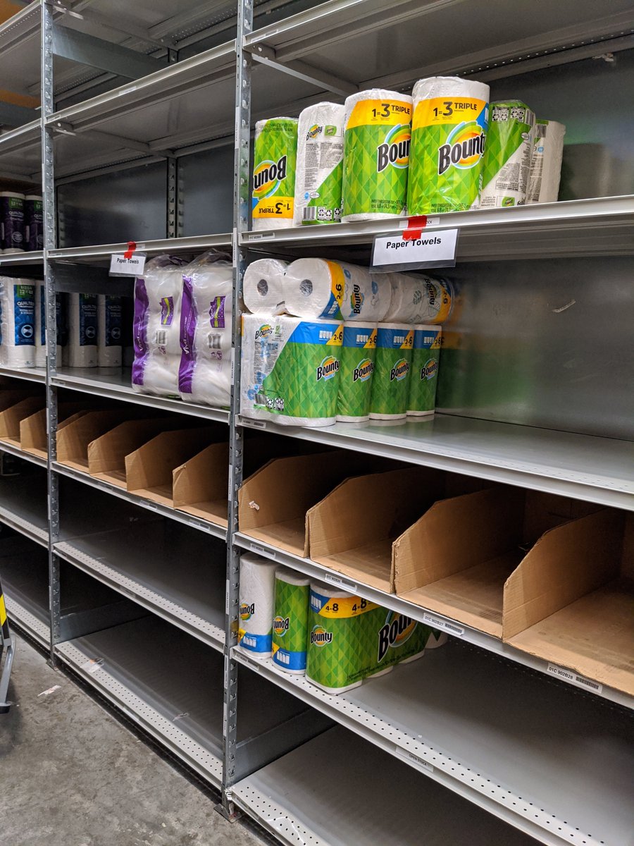 robertg1509's tweet image. #DBO Jason making #categorization happen in his paper backroom! #everythinghasahome #boxless #T1509 @BrianLeas @nick_waller15 @heit_tim
