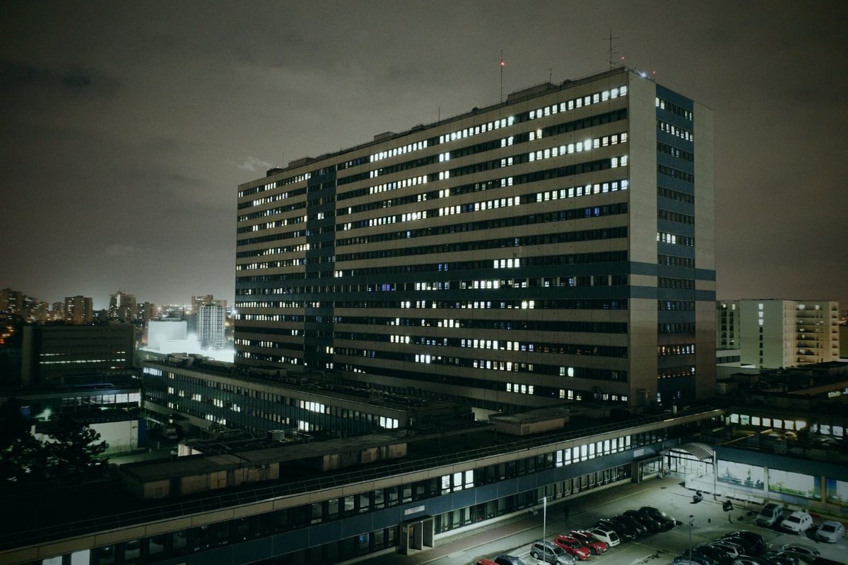 cih_st's tweet image. 🔥Combien de 🆘 pour faire entendre la detresse de l’#hopitalpublic ?? 
Continuer à ignorer le problème ou à ne le traiter qu’en parole , c’est degrader la santé de tous . #mondor #ensemblesauvonslhopital