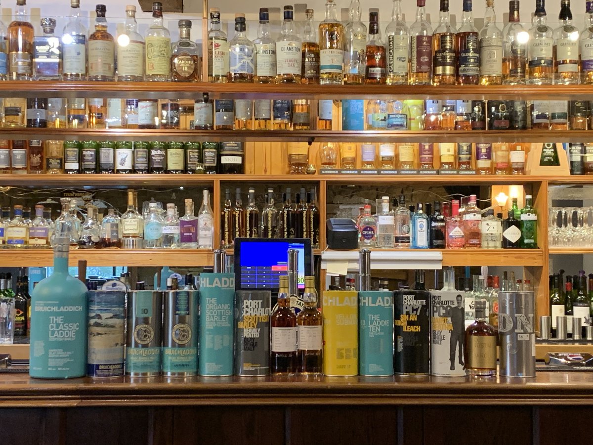 FishRetreat's tweet photo. Don't forget that you can now follow us on Instagram
https://t.co/vdFMITrKln
#whiskygram #whisky #whiskyporn #whiskyshop #whiskies #whiskybar #awardwinning #independentbottlings #winecasks #bruichladdich #arranwhisky #ardbeg #singlemalt #whiskylover #Islay #scotch #dramgood https://t.co/oIwQtzAMp5