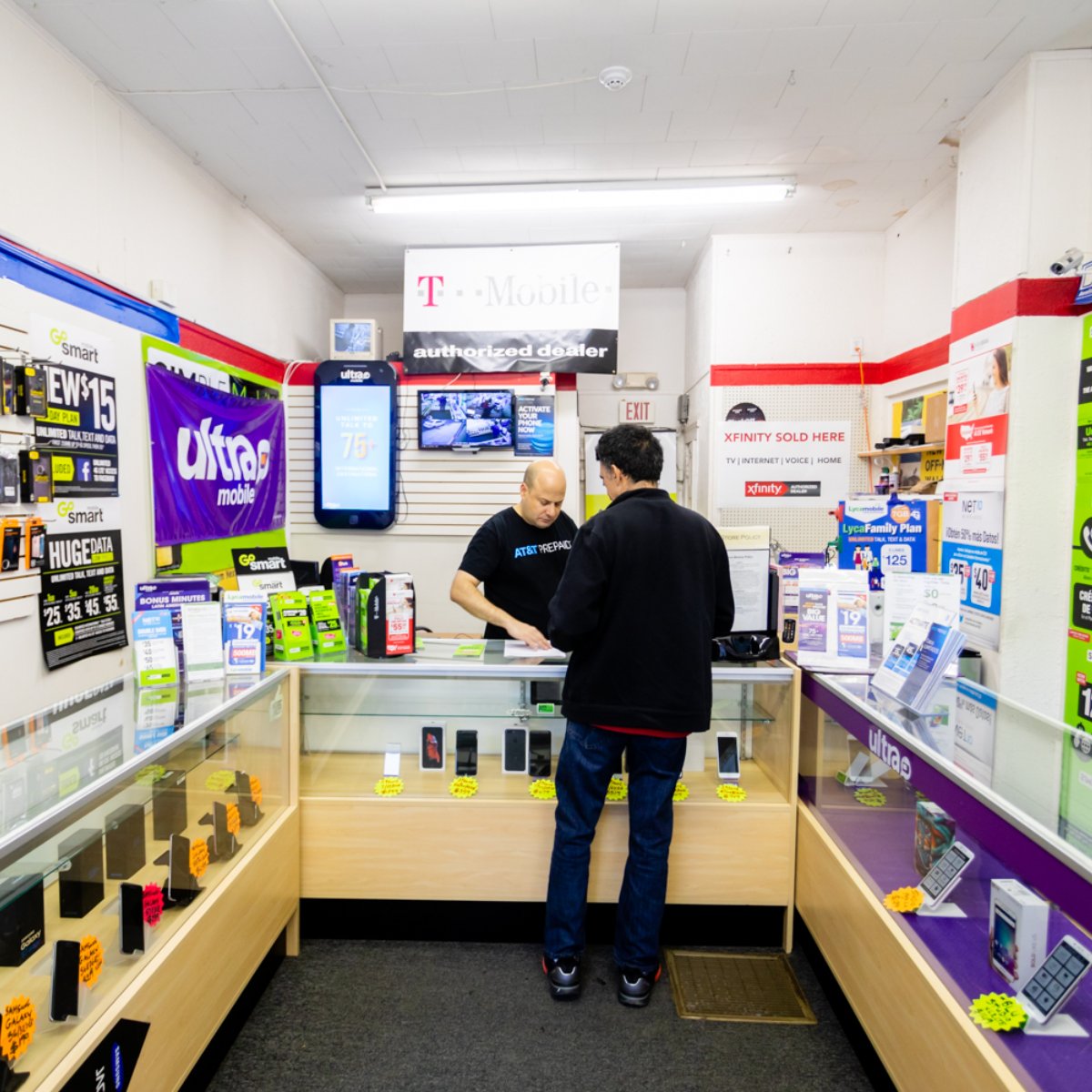 wireless111's tweet image. To us, Casablanca Wireless isn't just a business -- it's our way of serving the community we love.