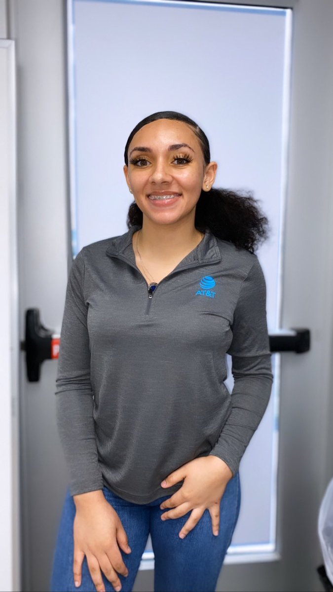 TeamOlathe's tweet photo. Everyone welcome Kyia to our AT&amp;T Family! She is majoring in Business Administration, plays basketball and her favorite snack is Cinnamon Toast Crunch! Remember her name, because she’s a force to be reckoned with! #LifeAtATT @KAMOkonnects #Hunted4Number1 https://t.co/oHiDgABYwU