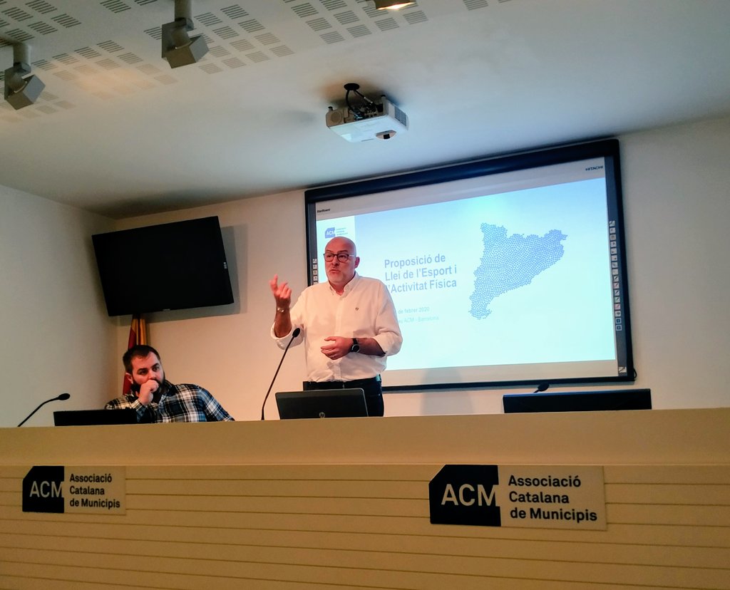 IMaigi's tweet photo. Assisteixo a la sessió informativa sobre la Proposició de la Llei de l'Esport i l'Activitat Física a la seu dr l'@ACM948 .
Una proposta que esperem que NO tiri avant tal i com està redactada ara, pel bé de l'esport al nostre país.
#entretots #concens #EsportCatalunya https://t.co/XsBtakeiGZ