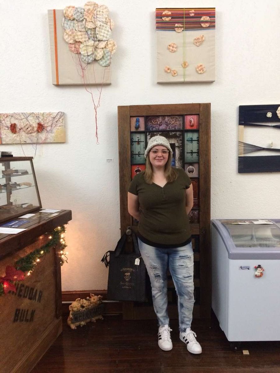 In case you missed December's First Friday, meet artist Cheyenne Sorell on our blog! buff.ly/2S0P2wC
<a href="/Caddy__Whompus/">Cheyenne Sorell</a> <a href="/emporiastate/">Emporia State Univ.</a> #Stingersup