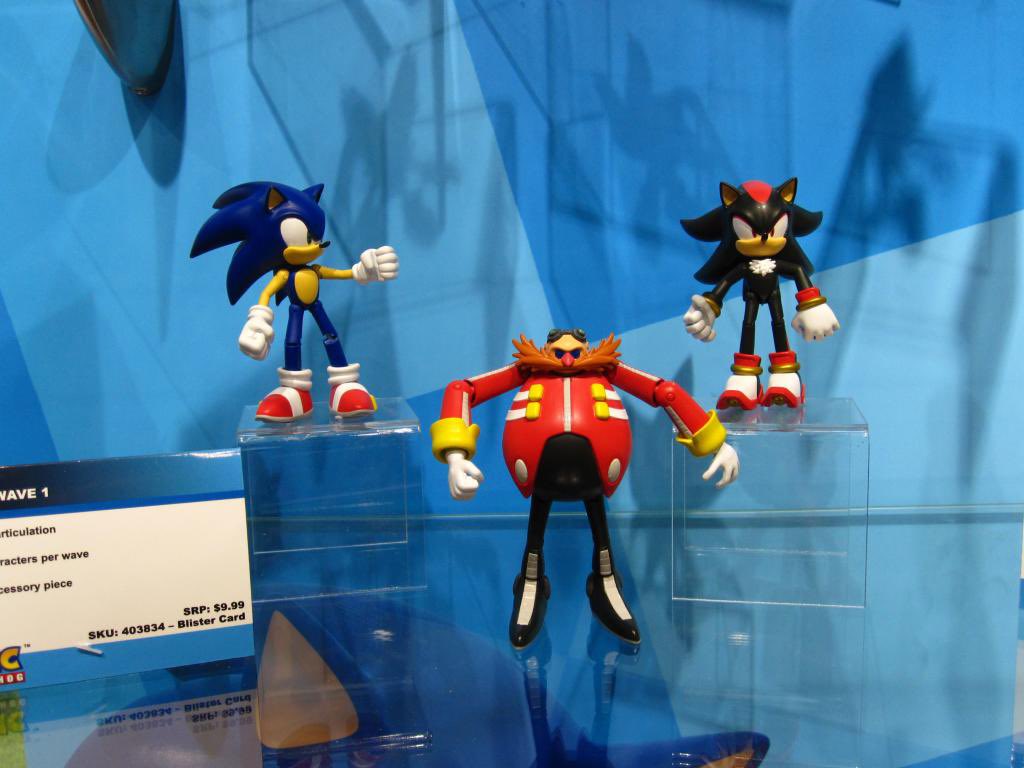 BNWT Jakks Sonic The Hedgehog Sonic Action Figure 4" Toy 
