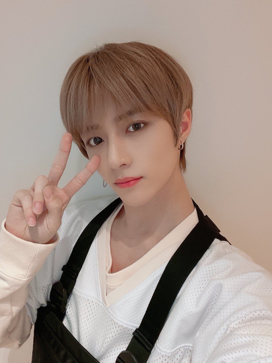 tarutausauce's tweet image. 🐥友達探し🐥

ジミンよりall
ボムギュよりのall
armyとmoaやってます！

🌸01line
🌸同他◎
#armyさんrtしてくれた人全員フォロー #armyいいねくれた人フォロー #ARMYさんと仲良くなりたい #ARMYと繋がりたい  #armyいいねした人全員フォロー #MOAと繋がりたい
#MOAいいねした人フォロー