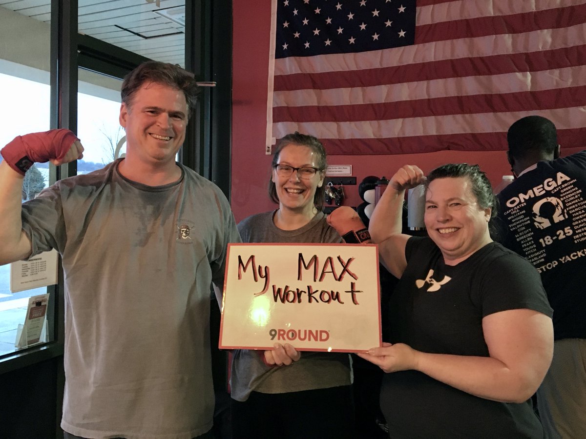 9RoundCville's tweet photo. 9Rounders crushed the Max Out workout today! A lot of sweating and smiling!
#9roundstrong #charlottesville #fitfam https://t.co/oDHFC5AzQl