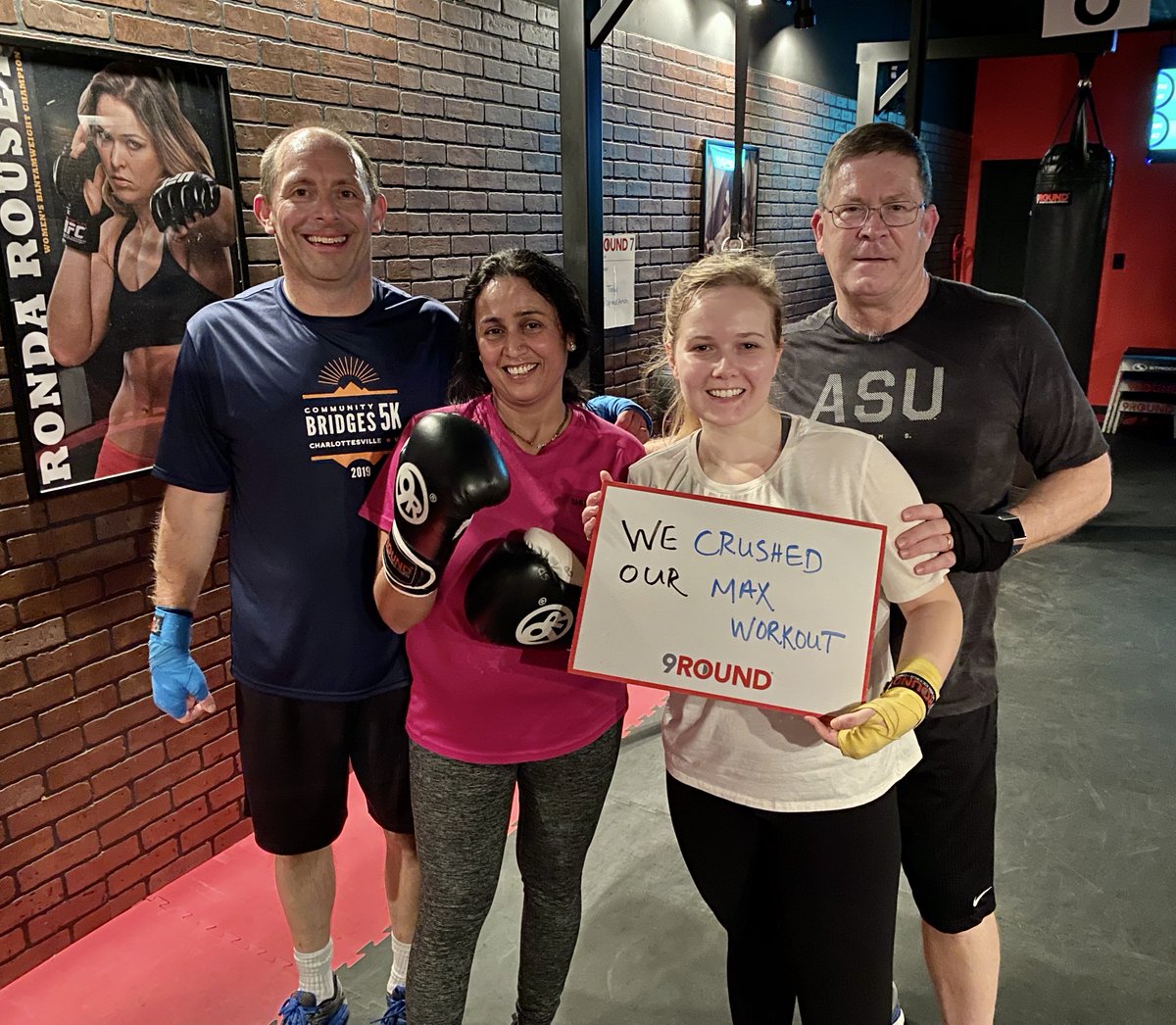 9RoundCville's tweet photo. 9Rounders crushed the Max Out workout today! A lot of sweating and smiling!
#9roundstrong #charlottesville #fitfam https://t.co/oDHFC5AzQl