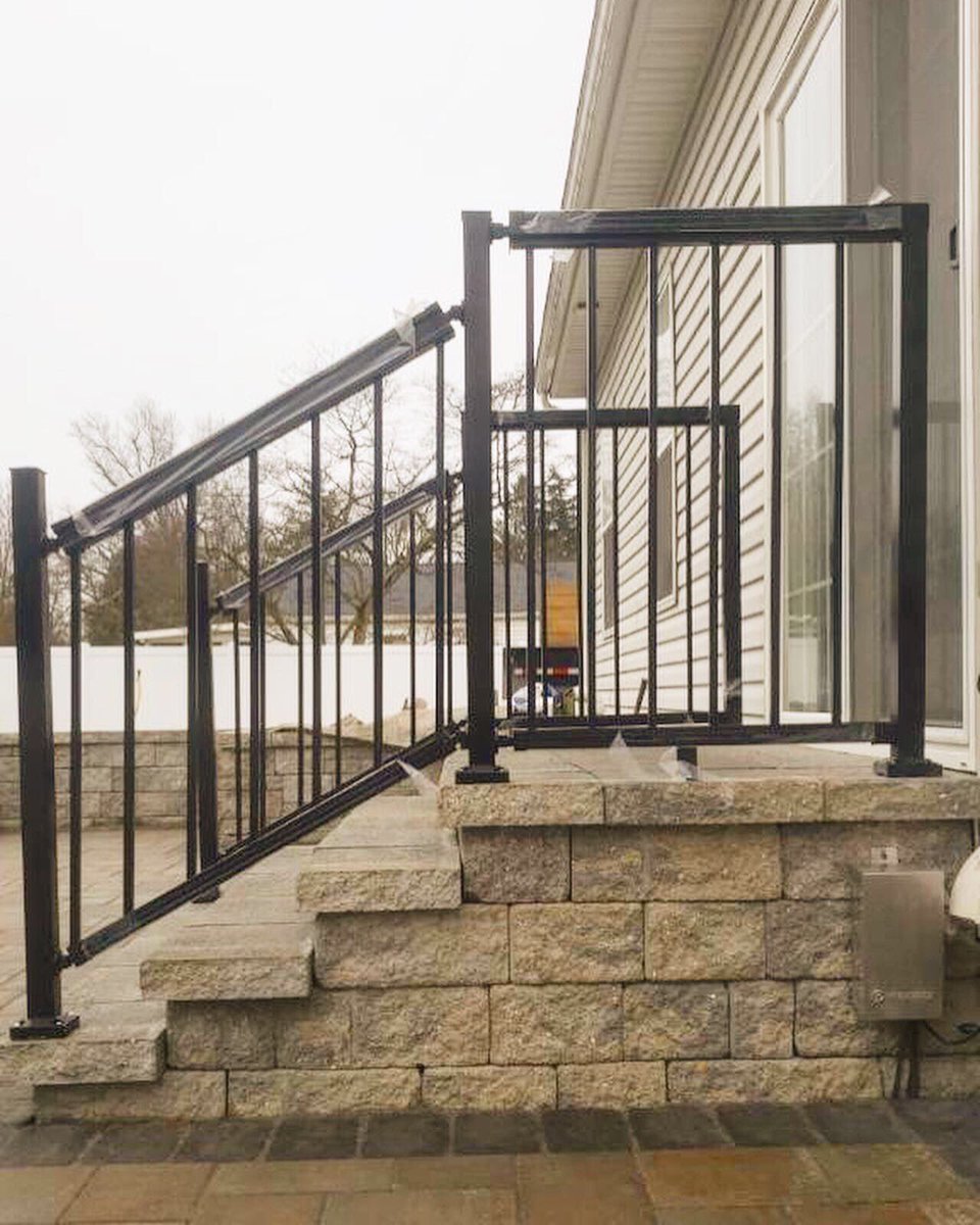 EGRLandscape's tweet photo. Here are some lovely stone stairs and railing we’ve completed! We think I t looks amazing, we hope you think so too! #landscape #design #hardscape #home #garden #yard #outdoor #living #stone #masonry https://t.co/fb7TljXT50