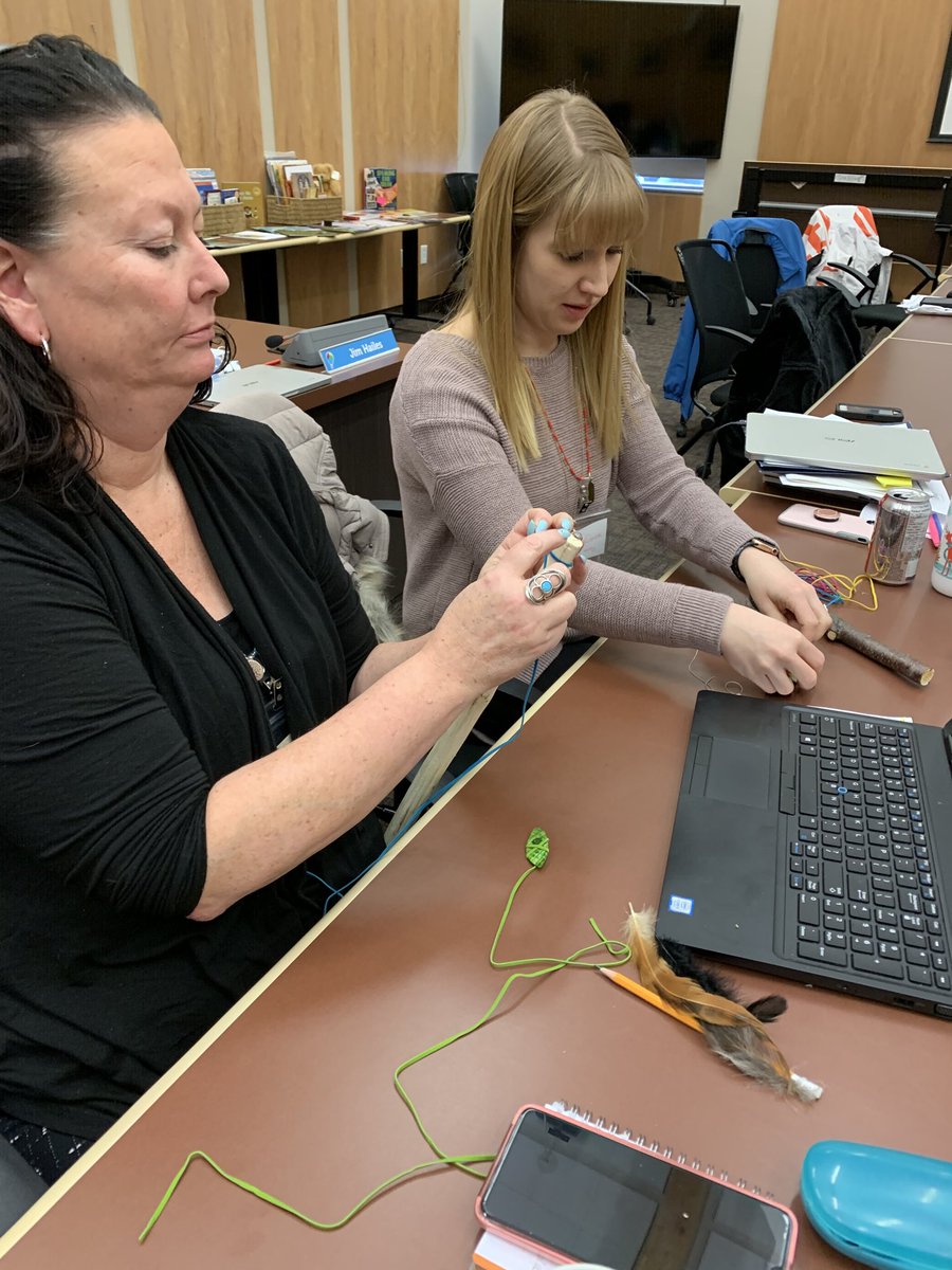 MinesJacqueline's tweet photo. #NGPSLS Learning Services Team hosts First Nations, Métis and Inuit Advocates. Hands on activity-learning about and creating Talking Sticks. https://t.co/XDnJghTwyF