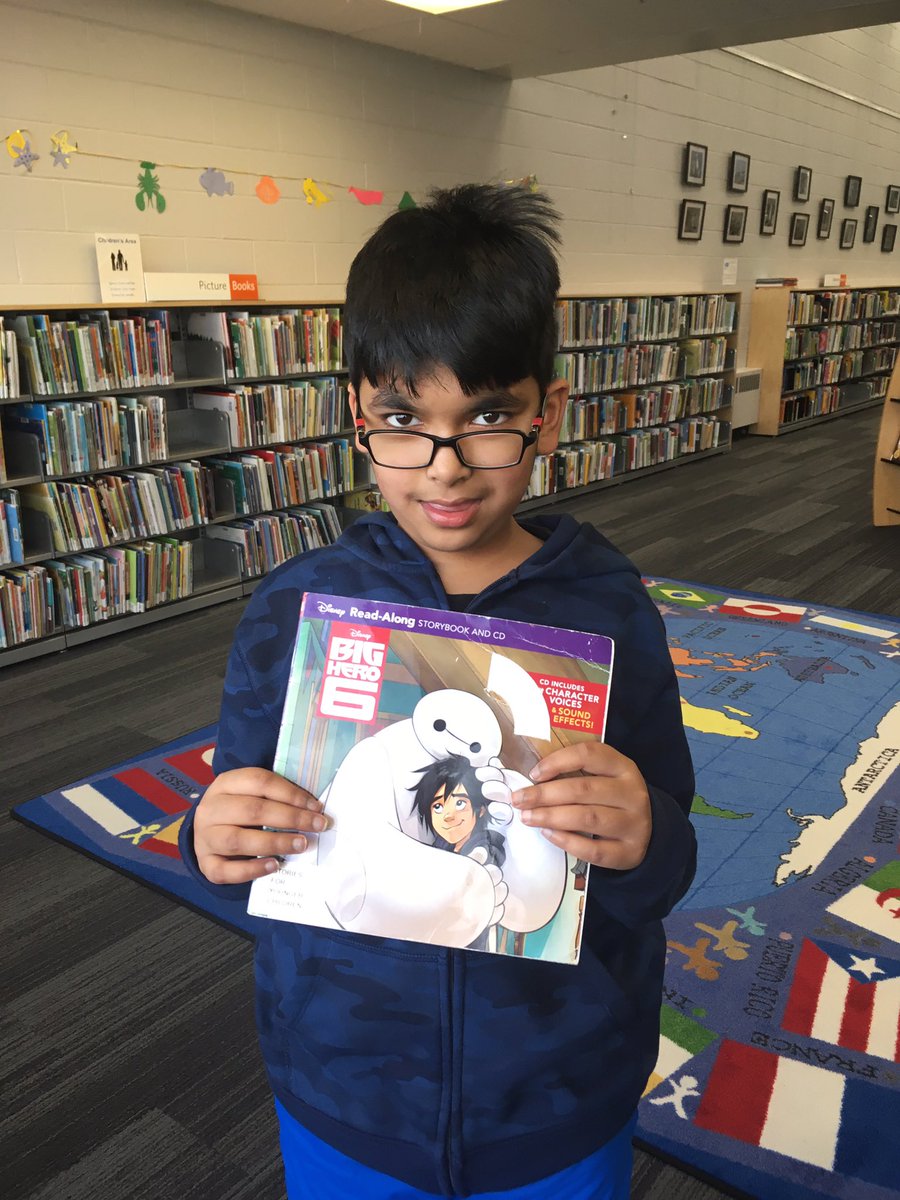 7E1Tweets's tweet photo. We found books about all sorts of things we like! There were Big Hero 6, Pokémon, PJ Masks, Berenstain Bears...it was amazing! https://t.co/71yczAZEFT